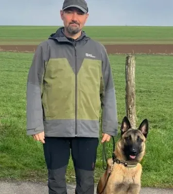 Björn Schuster mit Hund
